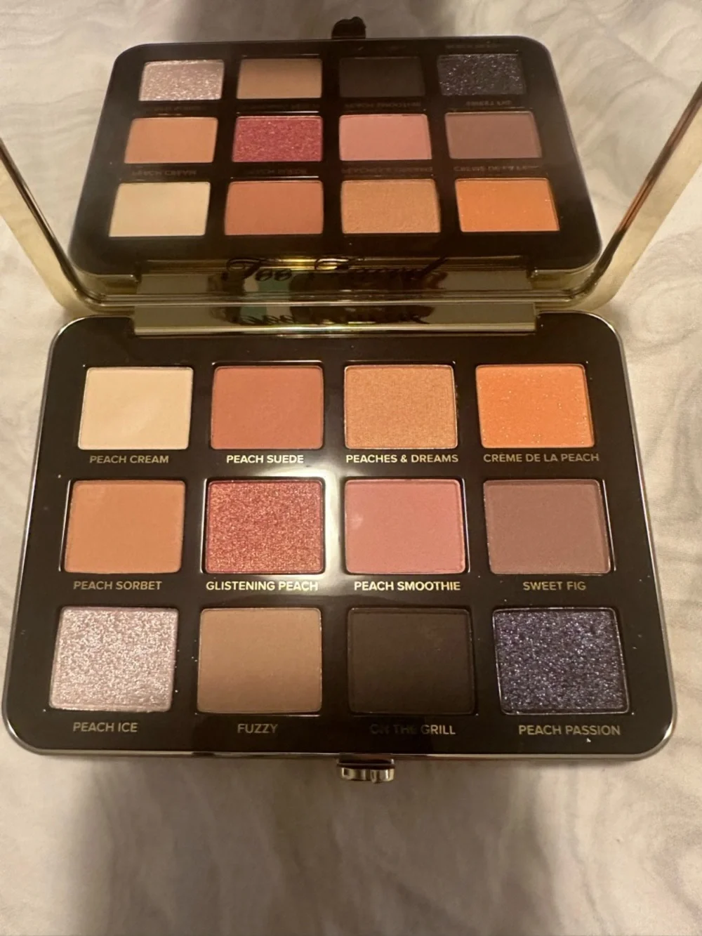 Too Faced White Peach Eyeshadow Palette - Peach, Gold, Pink - Picture 4 of 4